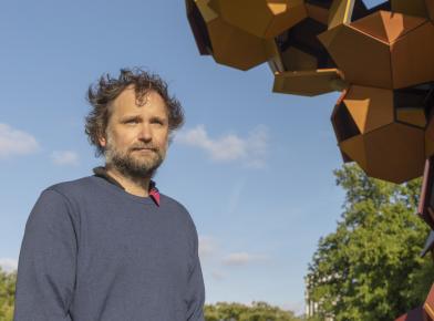 Dedication of Tomás Saraceno, Crux Australis 68.00