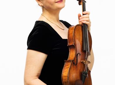 Gillian with viola portrait