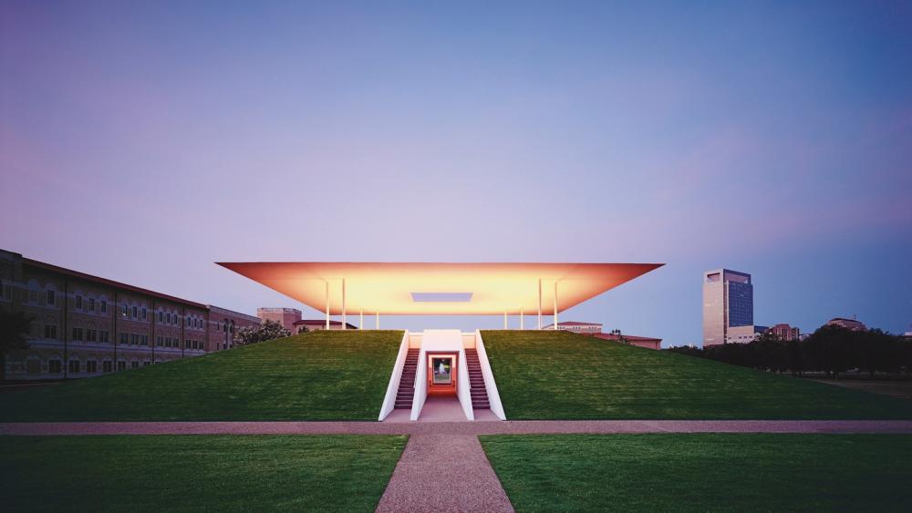 James Turrell, “Twilight Epiphany” Skyspace